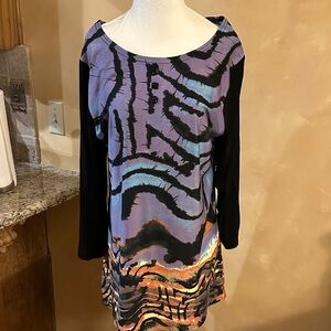 Abstract Patterned Women's Top